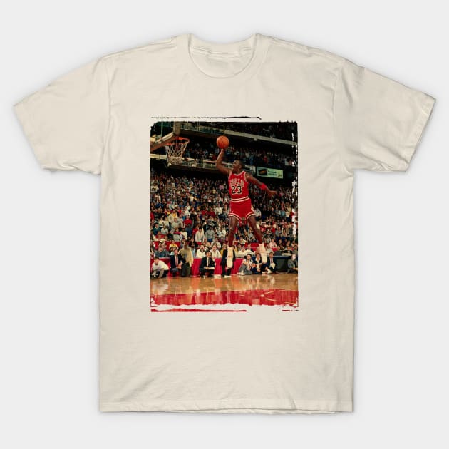 michael jordan dunk vINTAGE T-Shirt by MJ23STORE